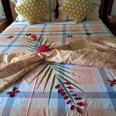 Gigi'S Self Catering Apartment Port Glaud ภายนอก รูปภาพ