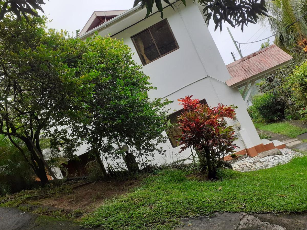 Gigi'S Self Catering Apartment Port Glaud ภายนอก รูปภาพ