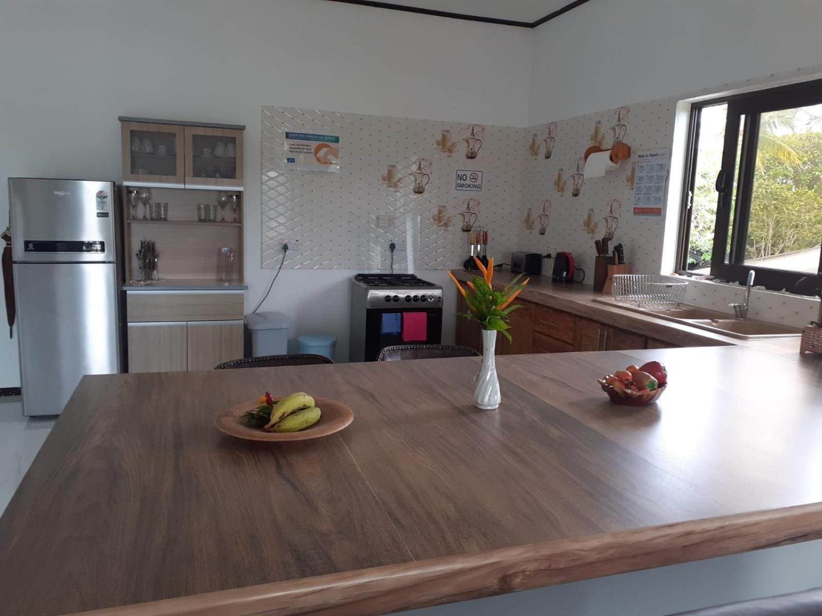 Gigi'S Self Catering Apartment Port Glaud ภายนอก รูปภาพ