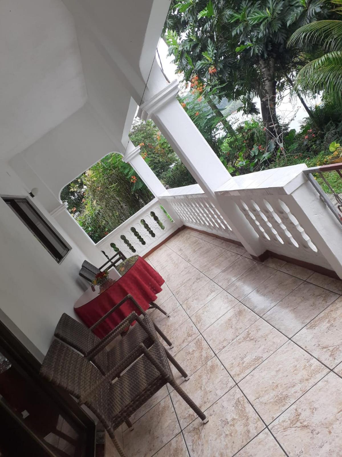 Gigi'S Self Catering Apartment Port Glaud ภายนอก รูปภาพ