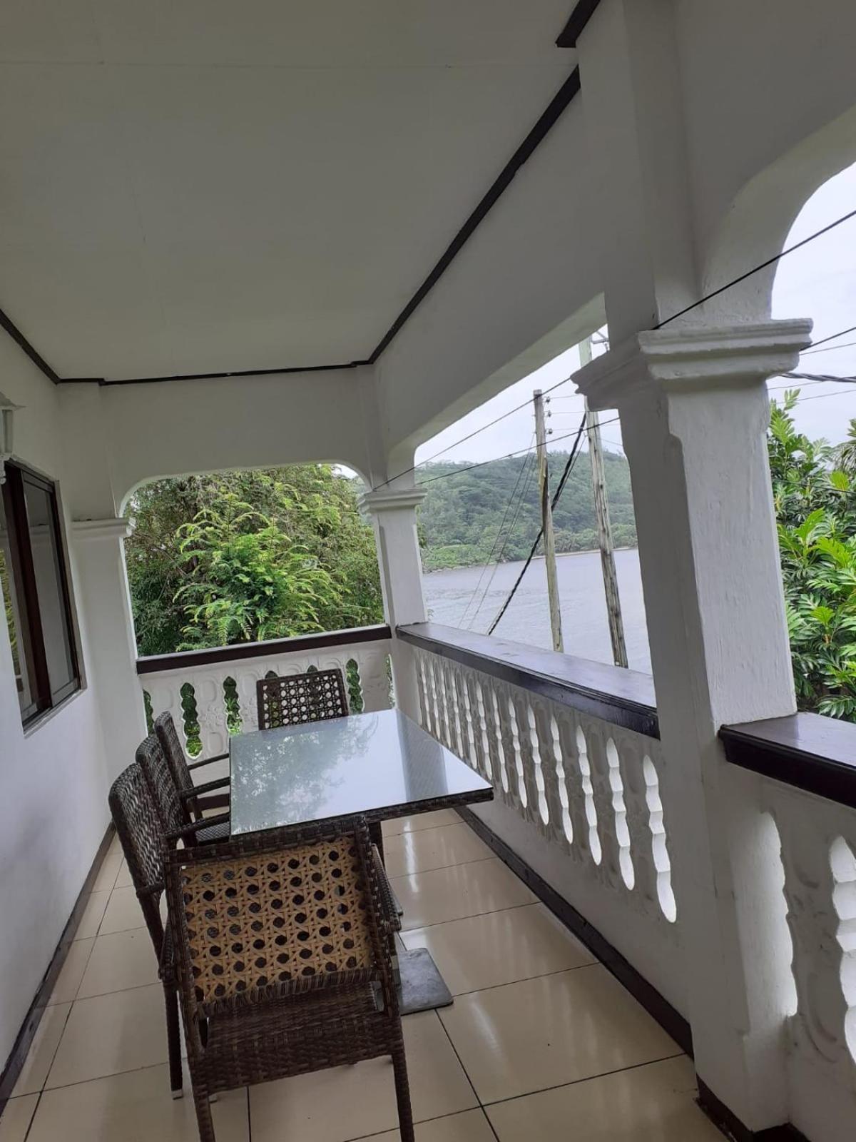 Gigi'S Self Catering Apartment Port Glaud ภายนอก รูปภาพ