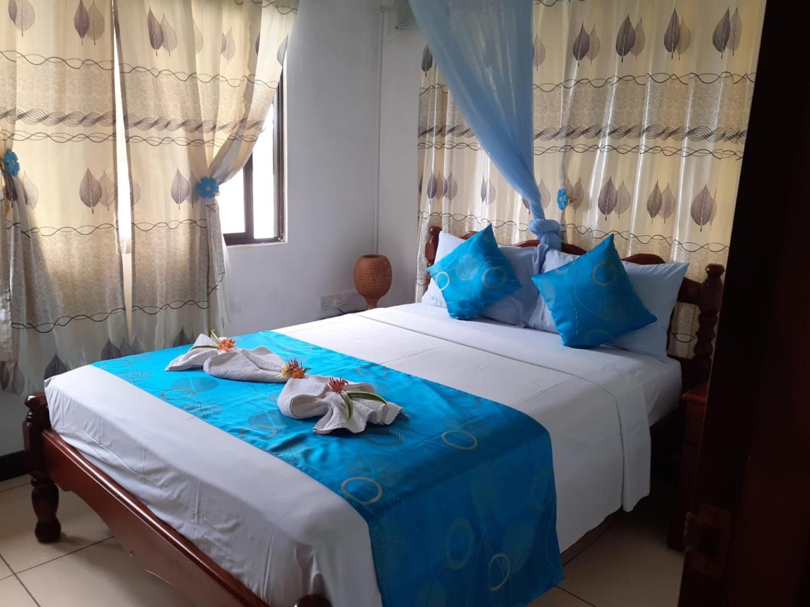 Gigi'S Self Catering Apartment Port Glaud ภายนอก รูปภาพ