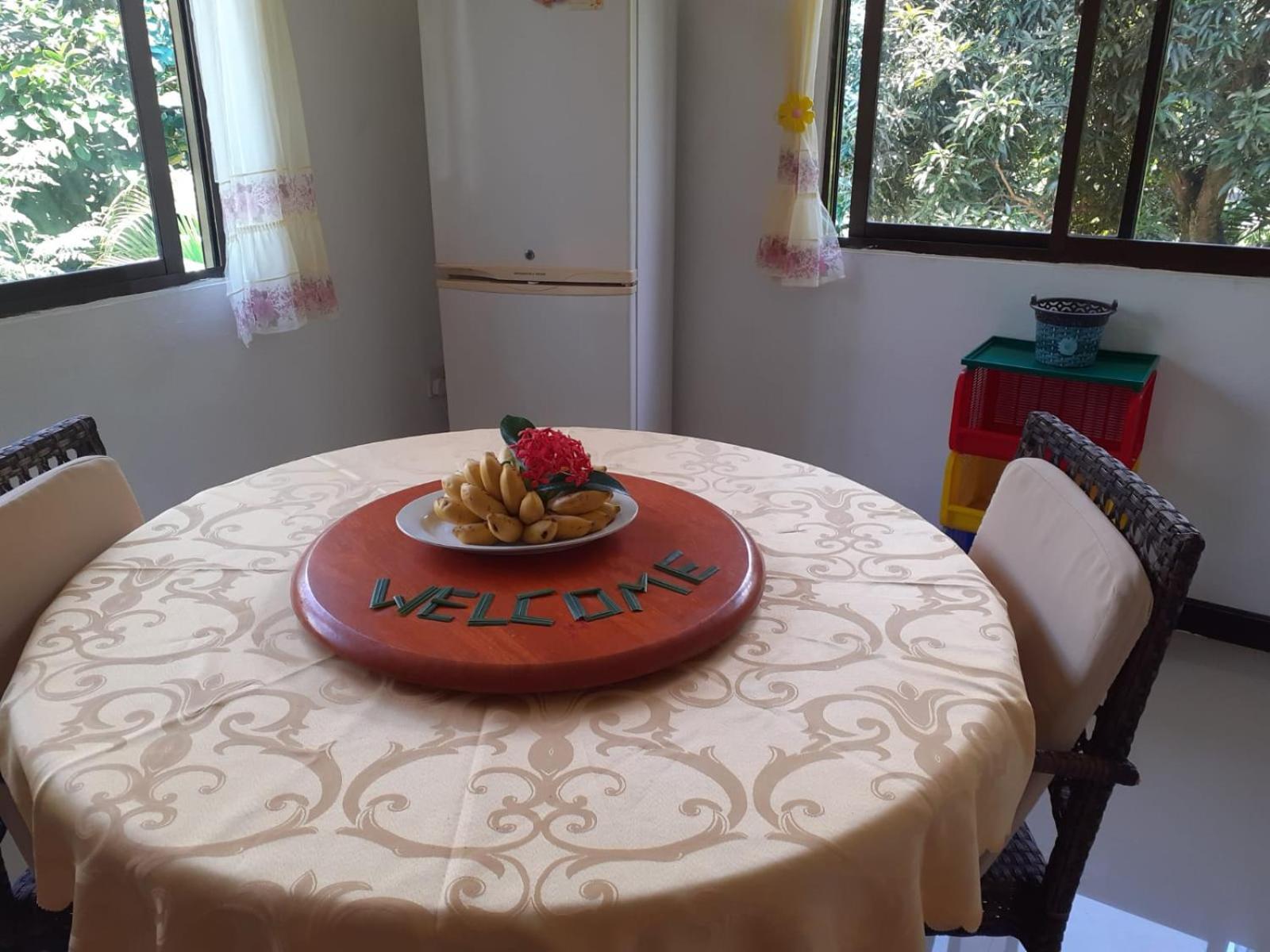 Gigi'S Self Catering Apartment Port Glaud ภายนอก รูปภาพ
