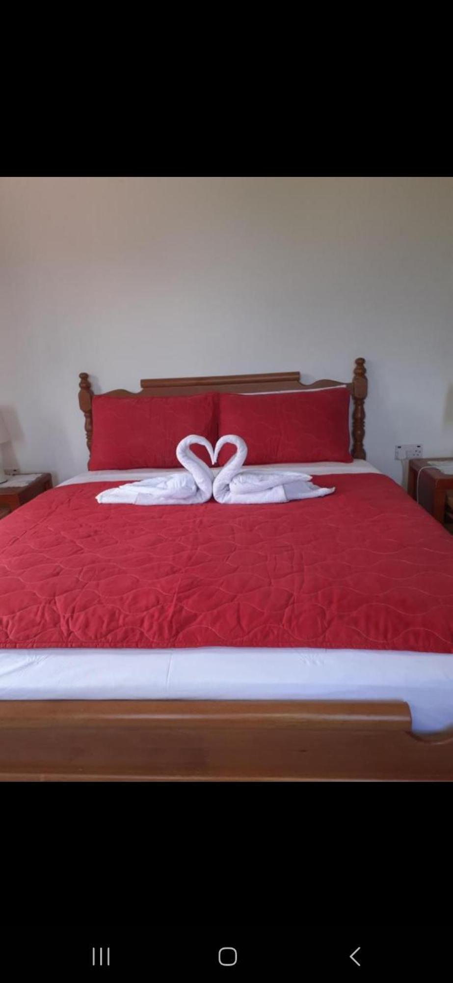 Gigi'S Self Catering Apartment Port Glaud ห้อง รูปภาพ